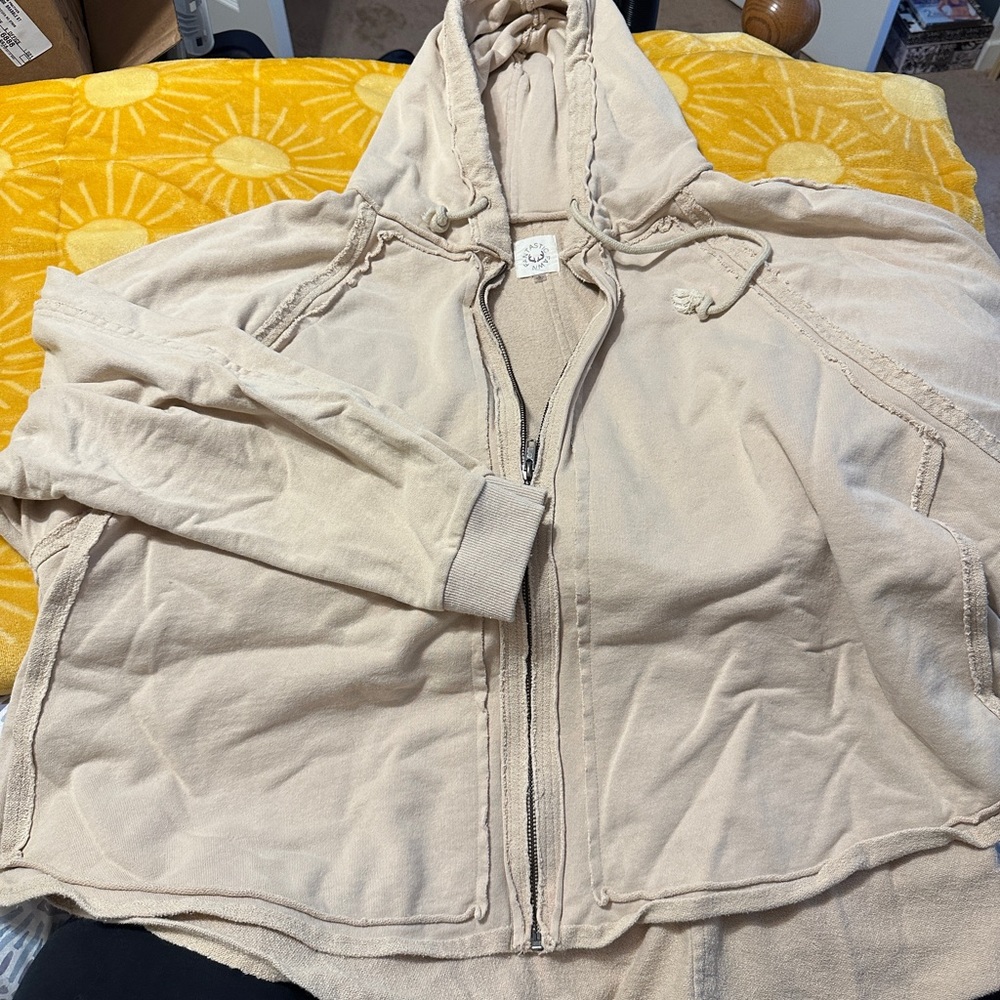 Fantastic fawn large zip up hoodie